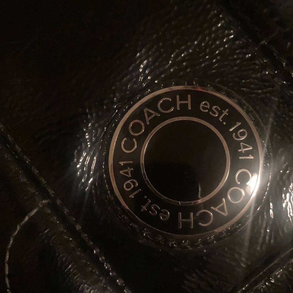 Coach bag larger practically brand new for you